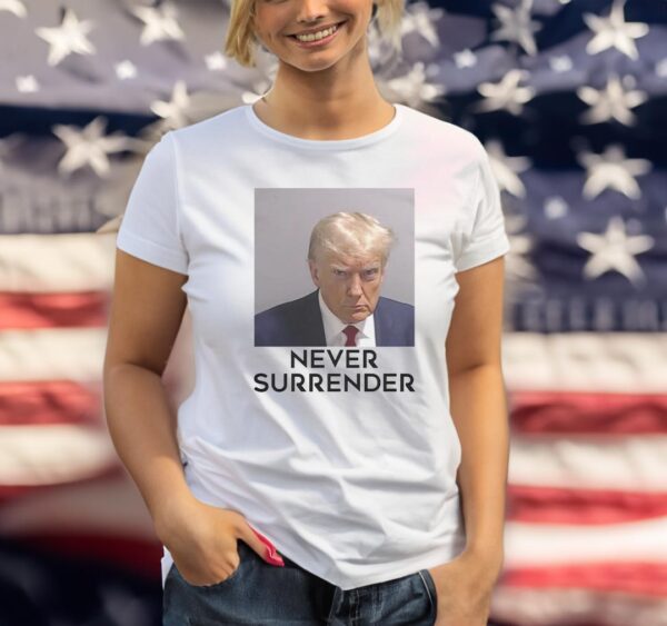 Donald Trump Mug Shot Fulton County GA Never Surrender Coffee T-Shirt