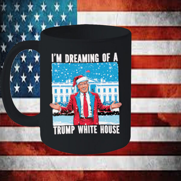 Dreaming of a Trump White House Christmas Mug6