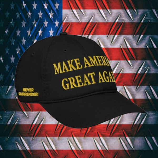 The black and gold hat - Trump Victory3